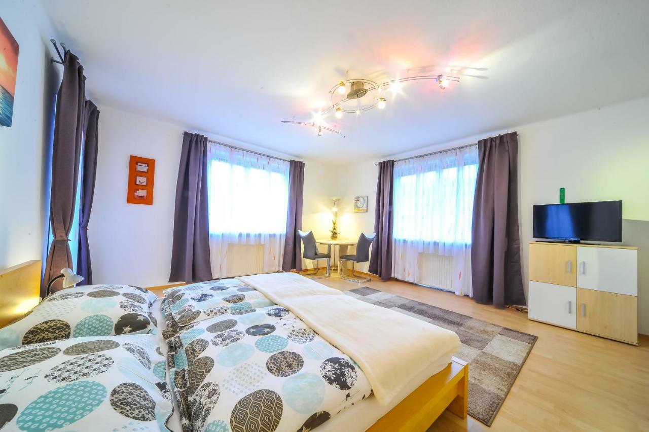 Privatzimmer Haus Erika Sankt Peter-Freienstein Екстер'єр фото